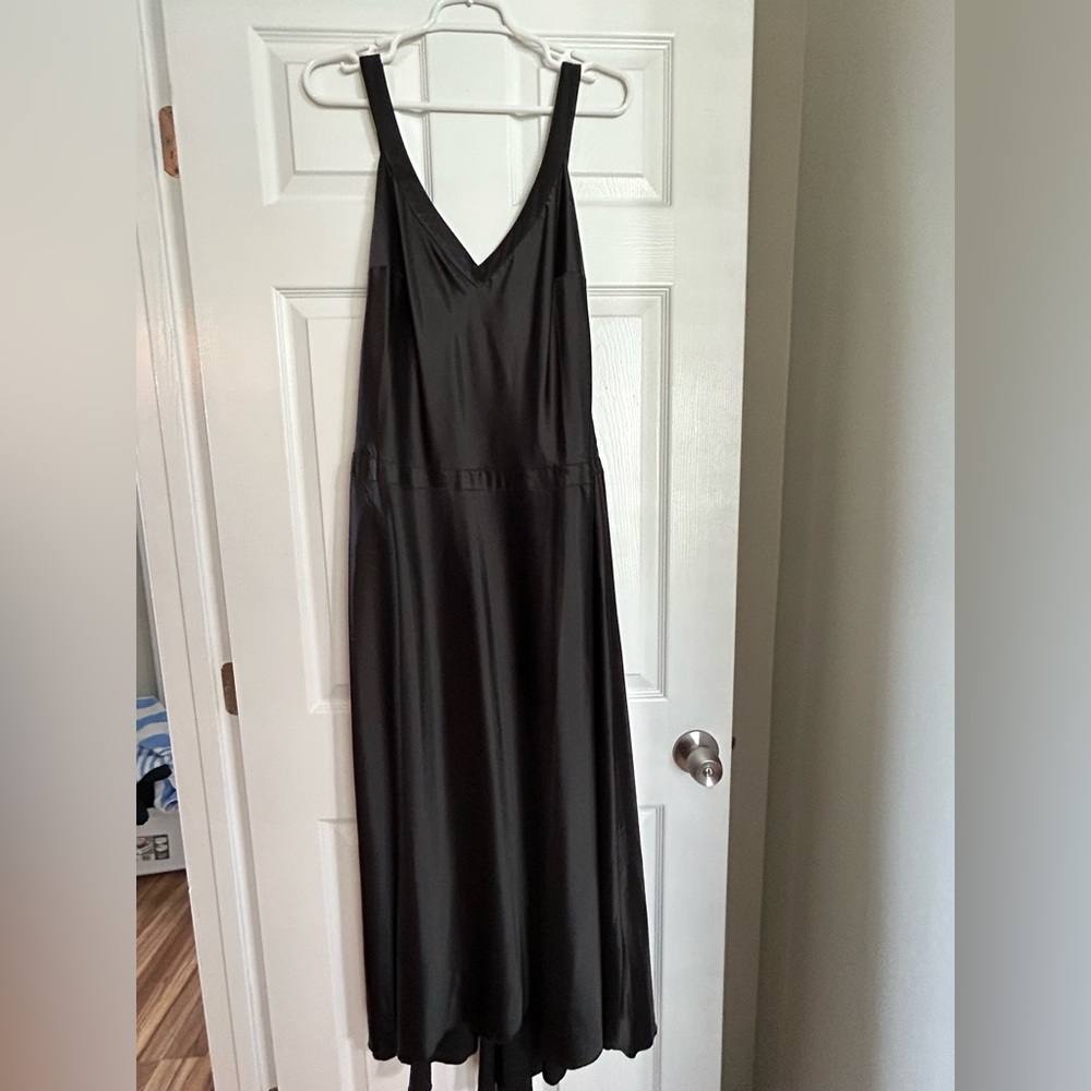 NWT Newport News Black sleeveless satin evening gown size 14P
